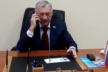 Проблемам людей первостепенное внимание